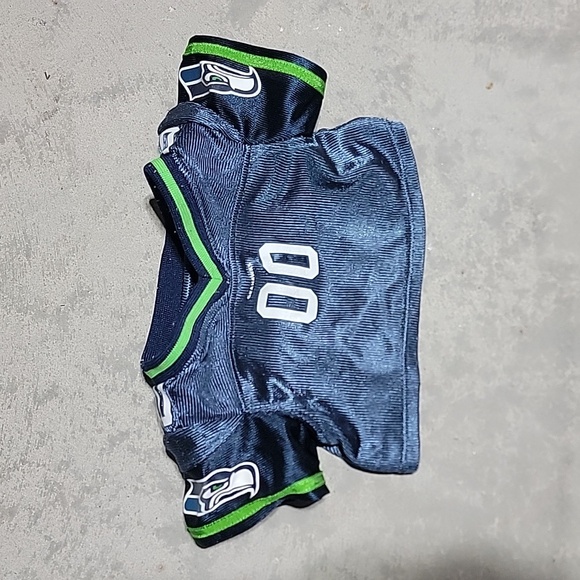 Seattle Seahawks Build A Bear Clothes NFL BAB Jersey Top Football - Picture 1 of 3